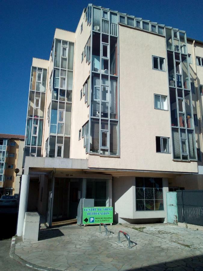 Charmant Appartement Carcassonne Exterior photo